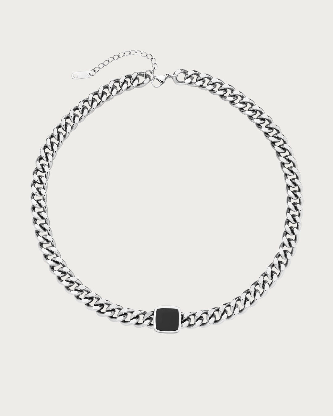 NOIR NECKLACE