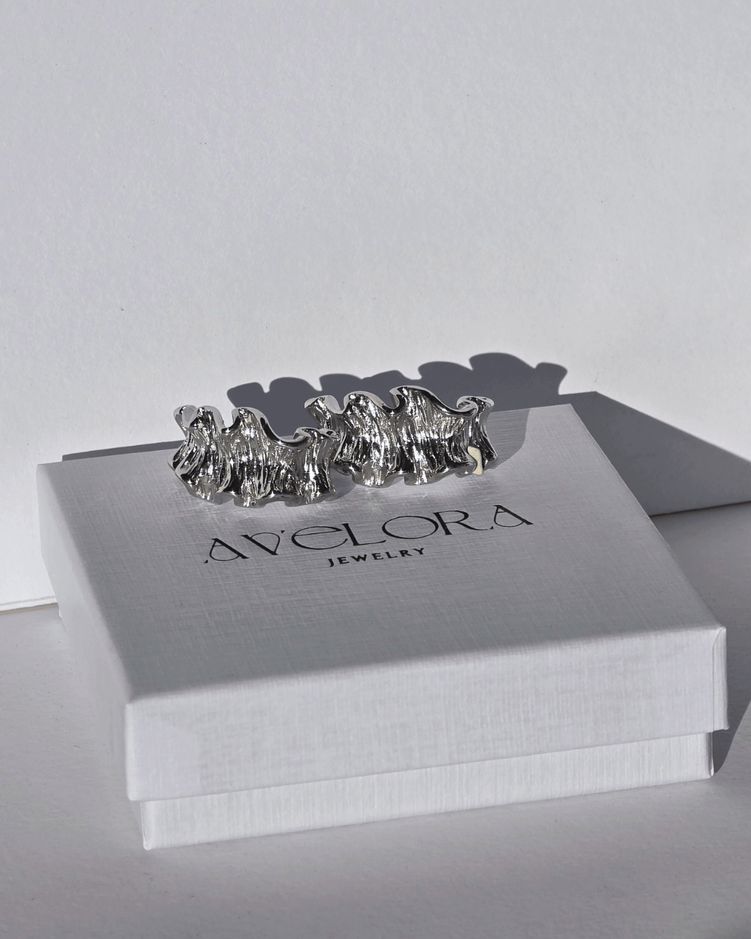 AMELIA EARRINGS