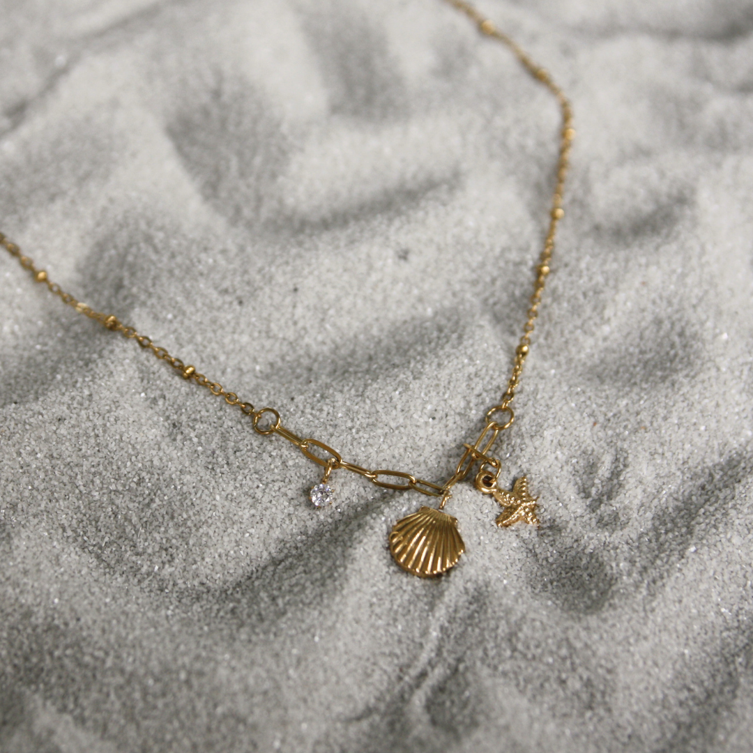 COASTAL CHARM GOLD NECKLACE