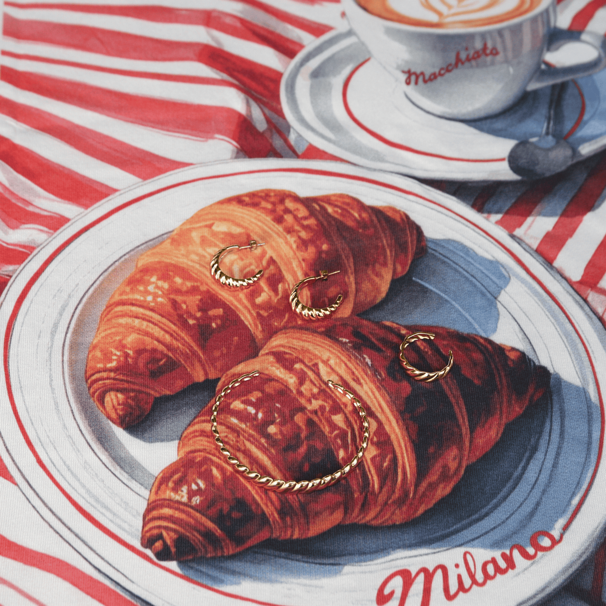 CROISSANT EARRINGS