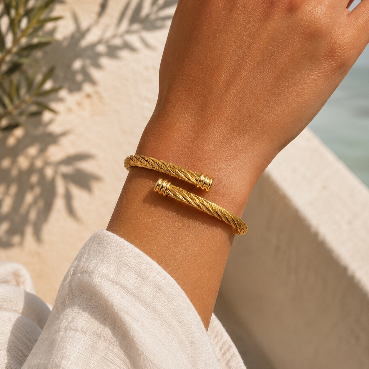 SWIRL BRACELET