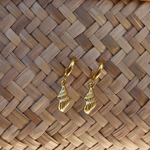MARINA SHELL EARRINGS