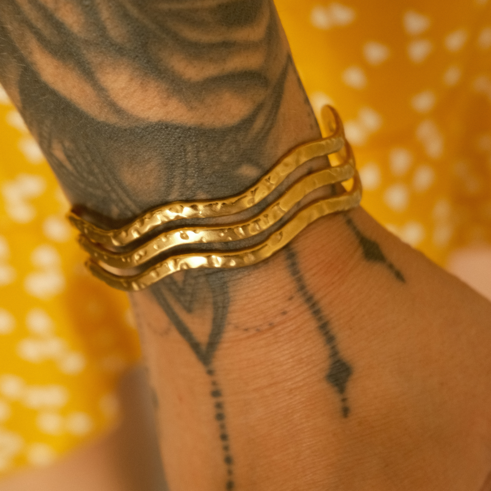 ALMIRA BRACELET