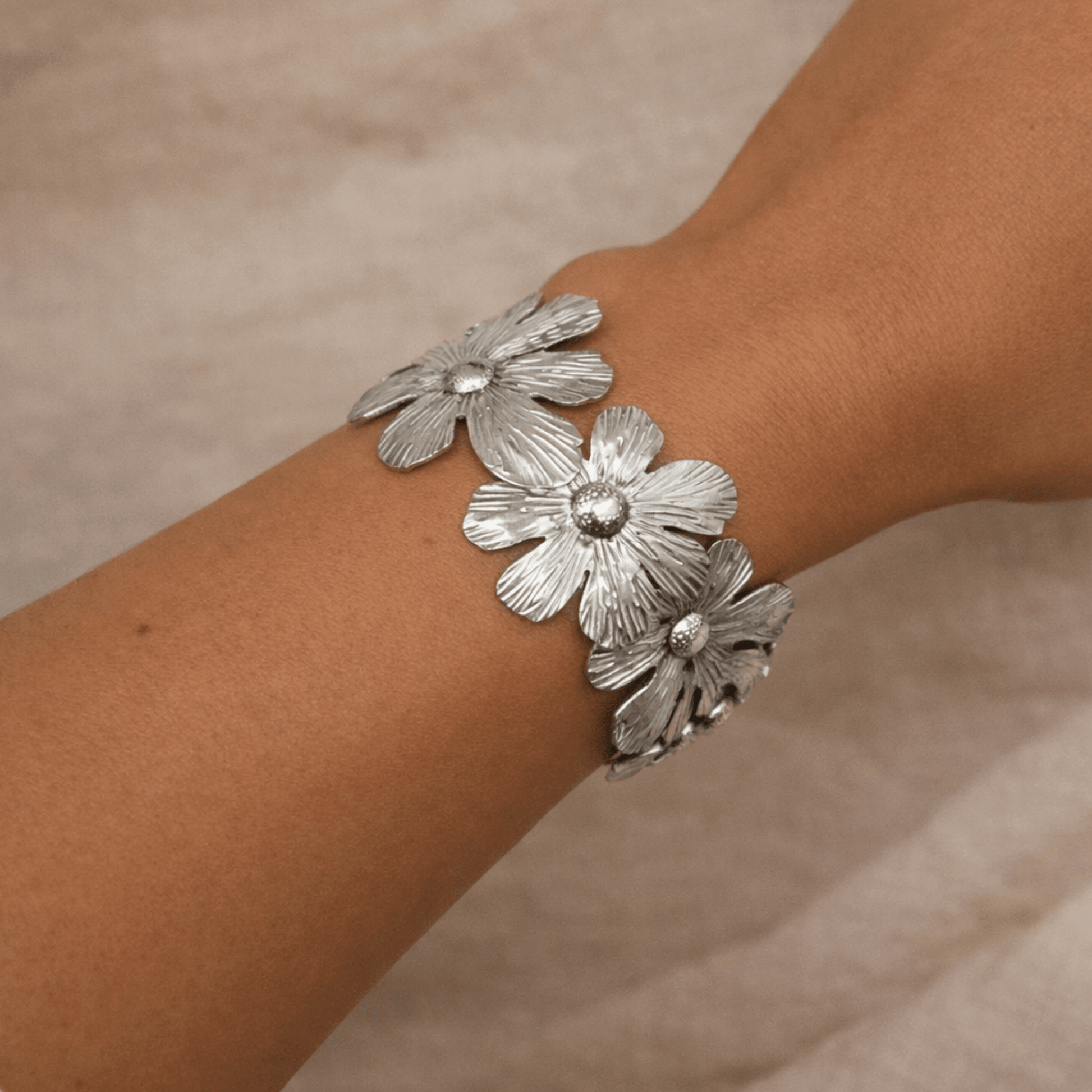 BLOOM CUFF BRACELET