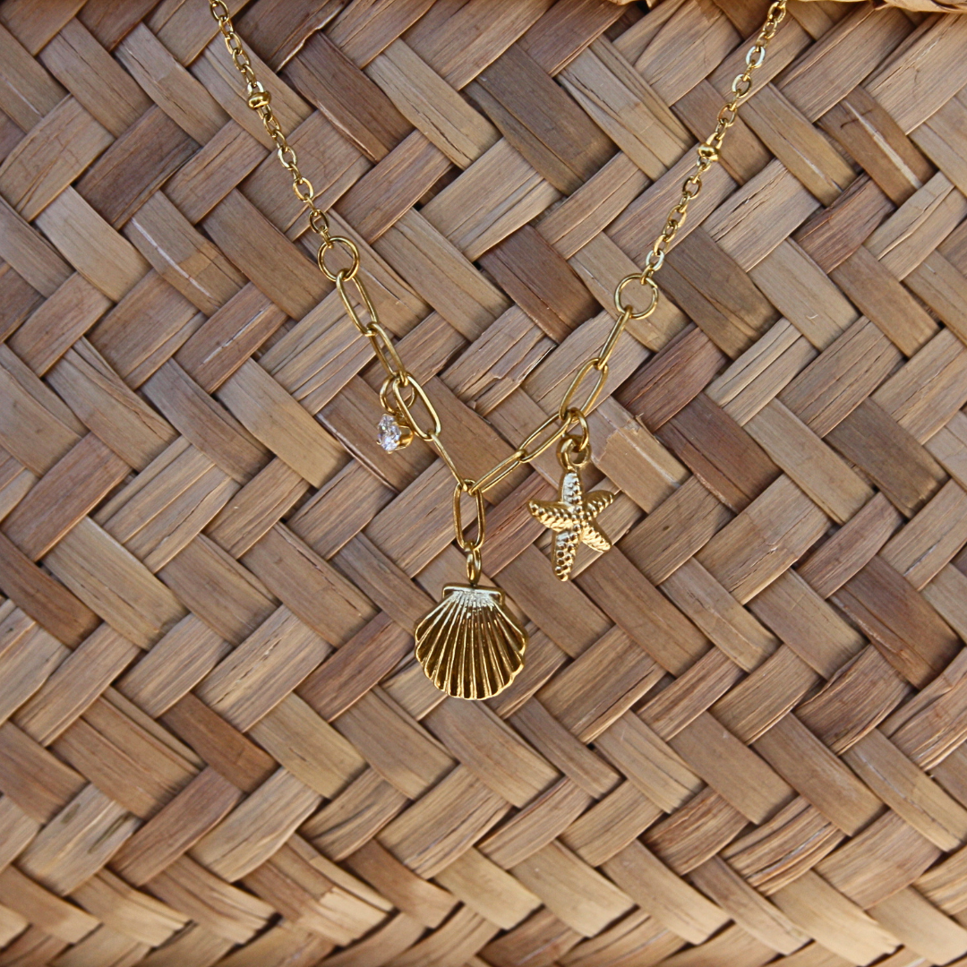 COASTAL CHARM GOLD NECKLACE
