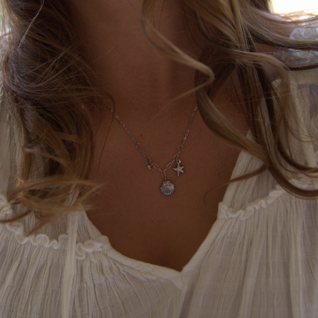 COASTAL CHARM NECKLACE