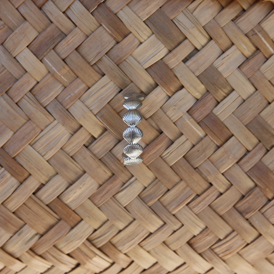 COASTAL SHELL RING
