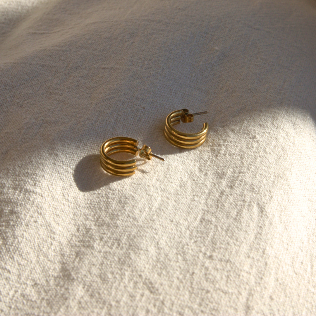 ESSA EARRINGS