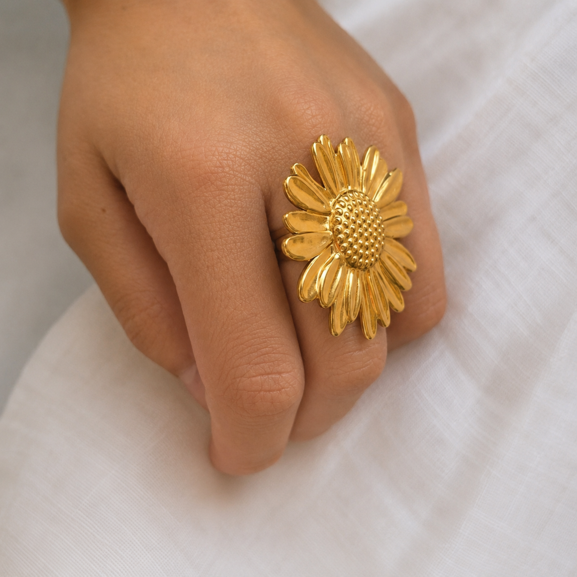 FLORELLE RING