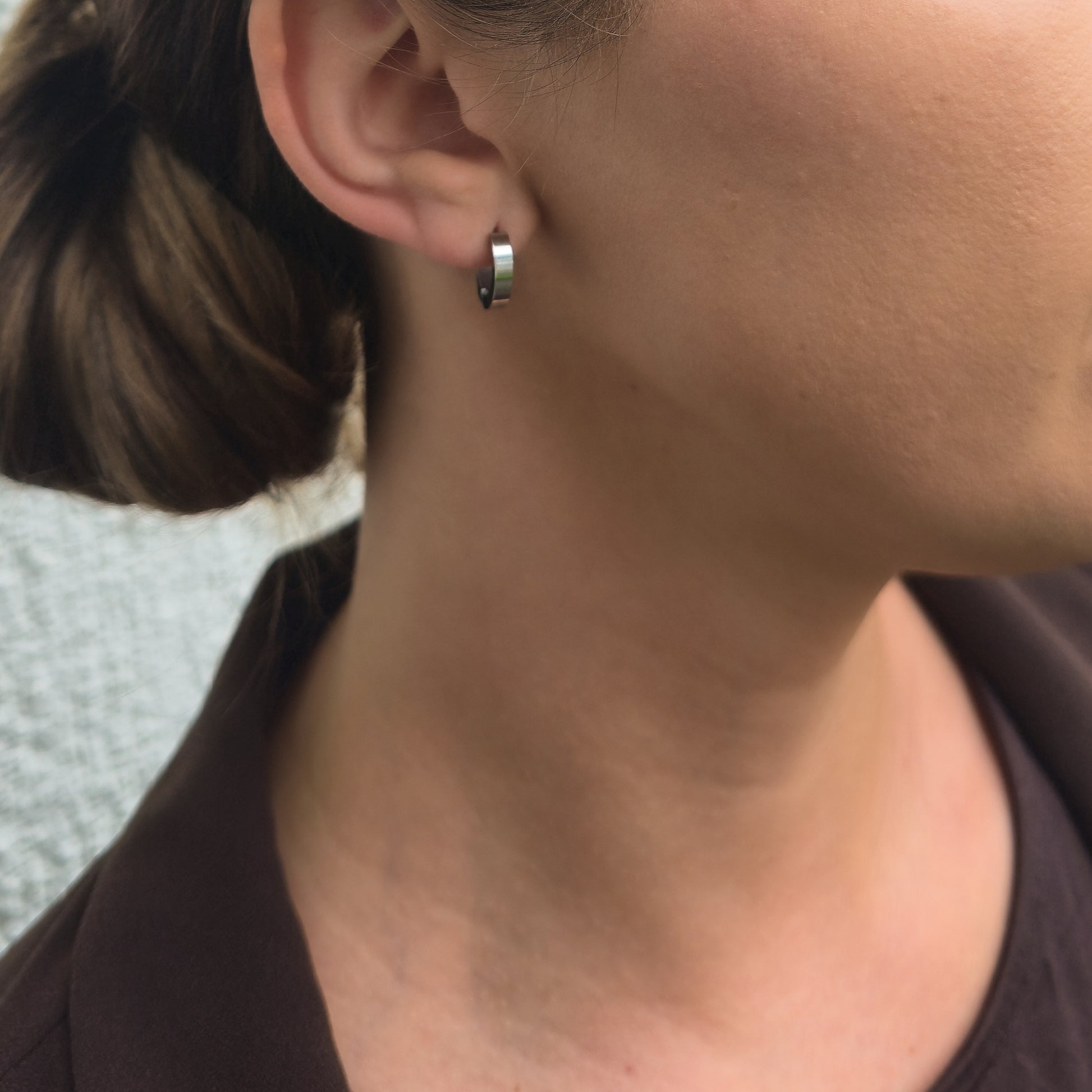 HOOPS EARRINGS