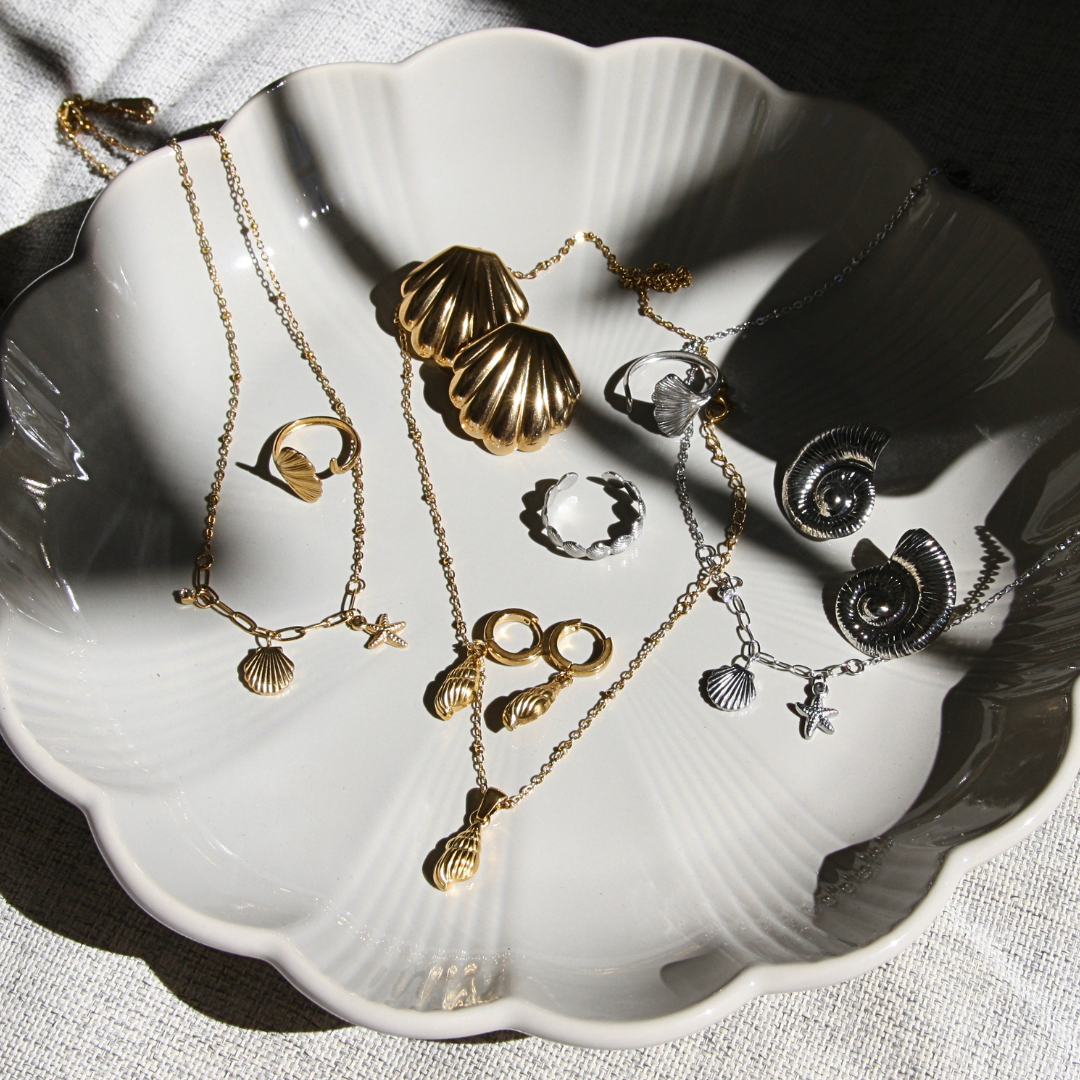 AMALFI SHELL EARRINGS