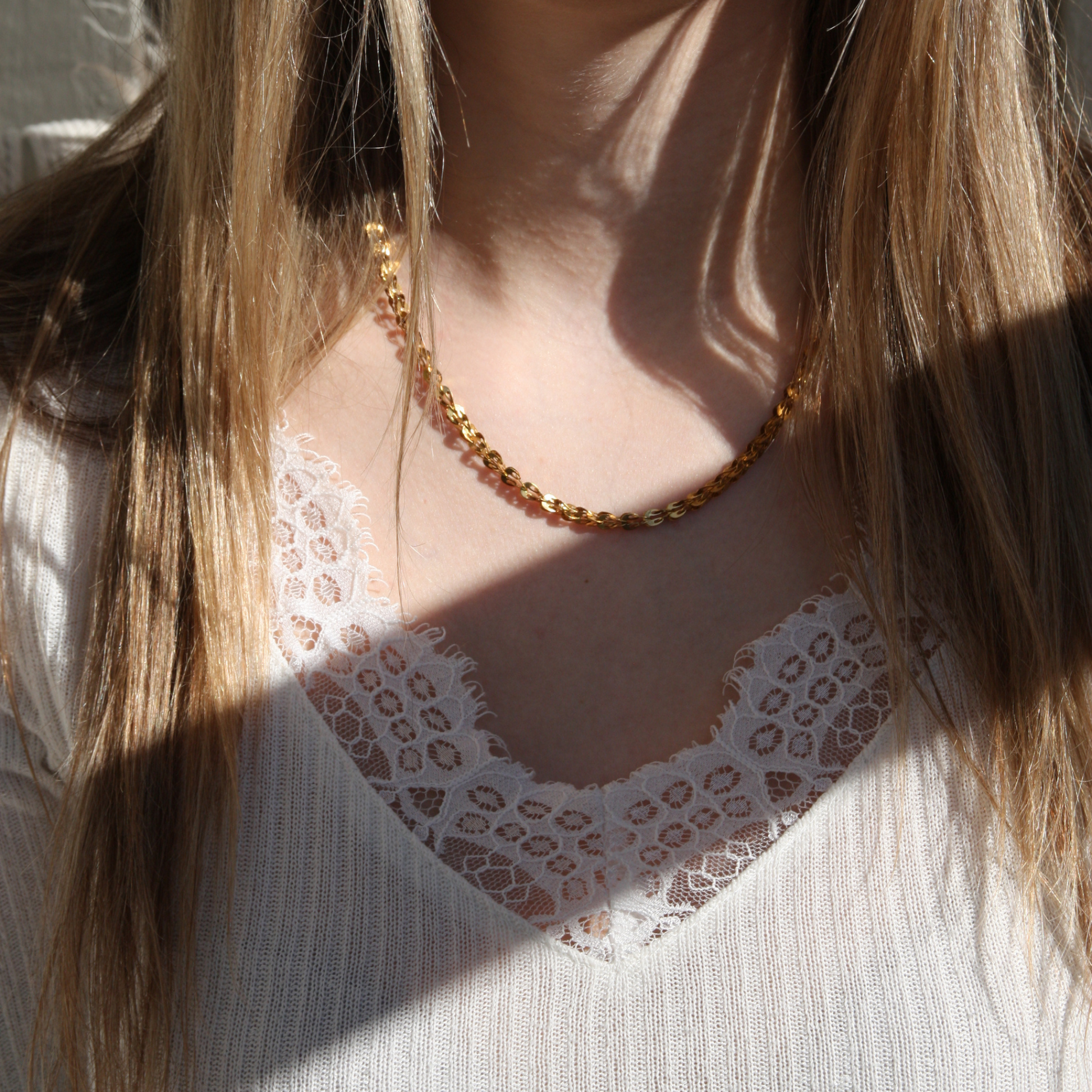 LUMI CHAIN NECKLACE