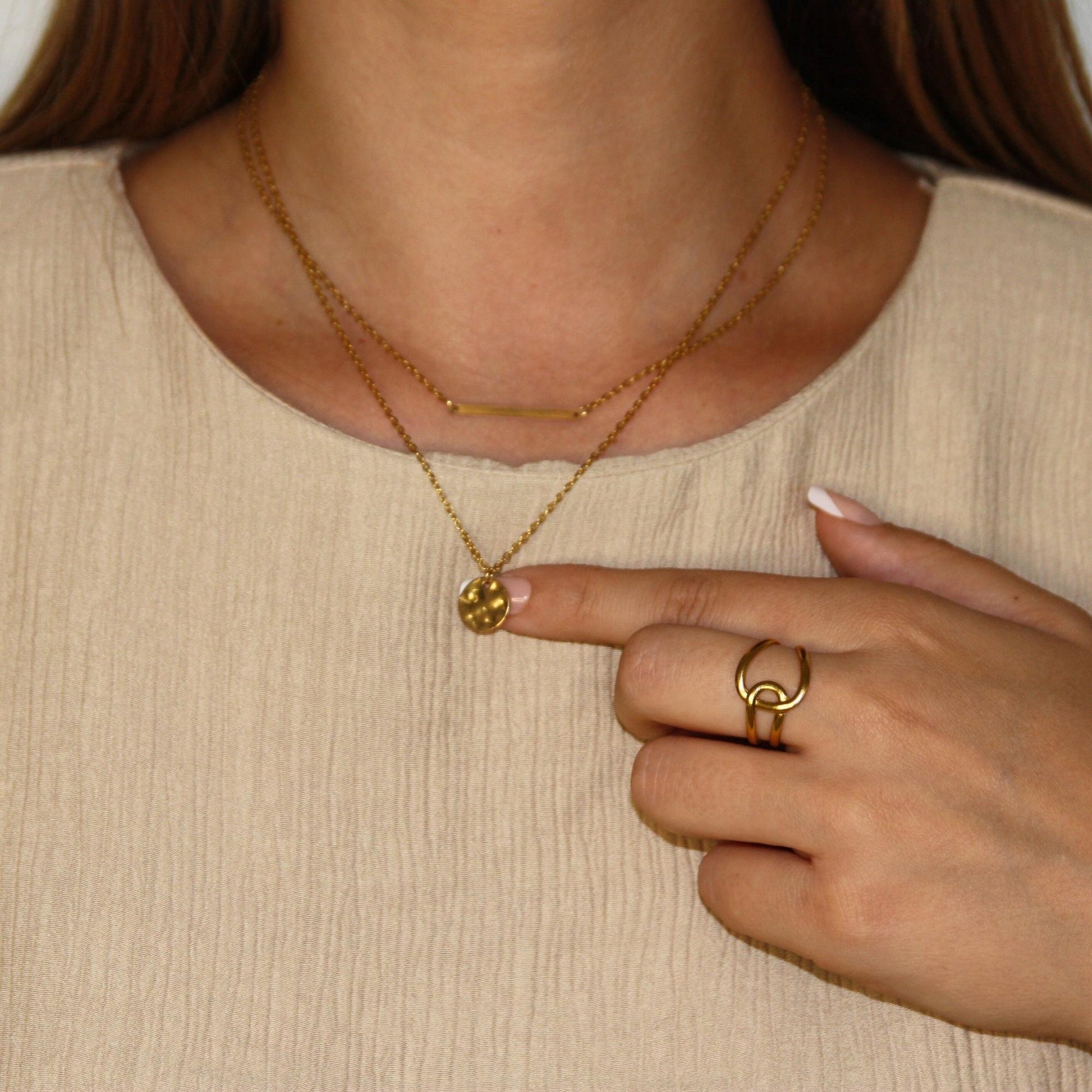 LUNA NECKLACE