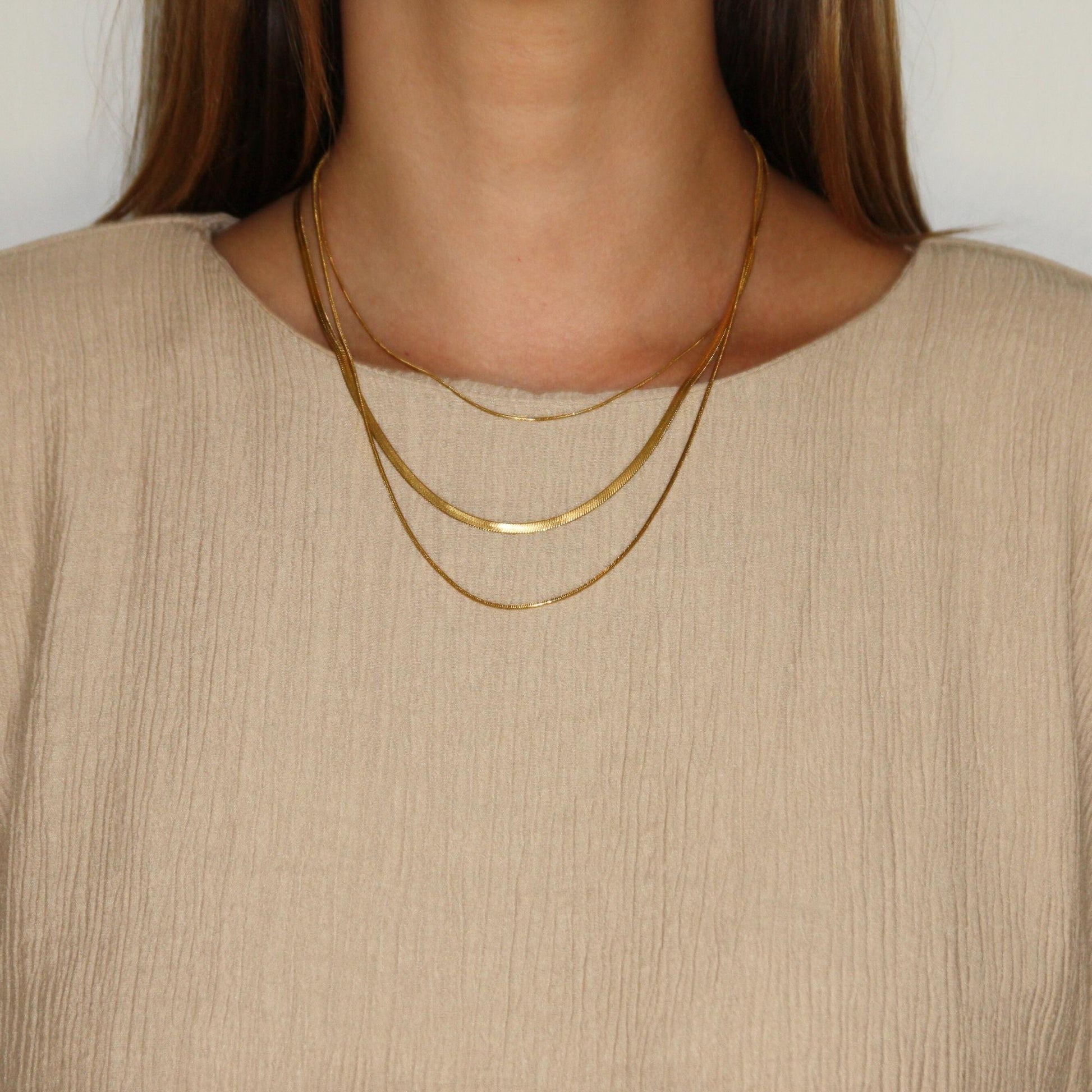 REINA NECKLACE