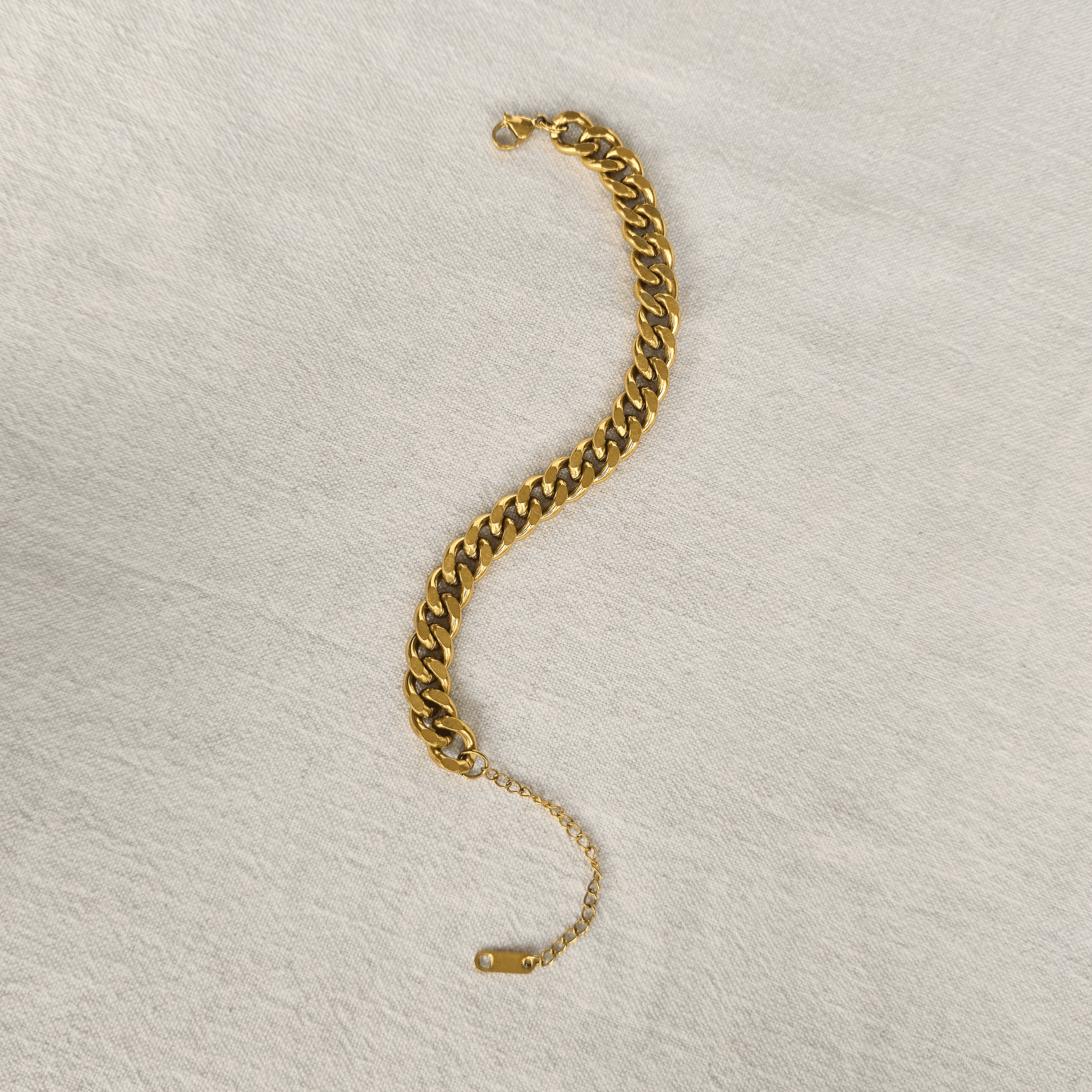 SIGNATURE CHAIN BRACELET