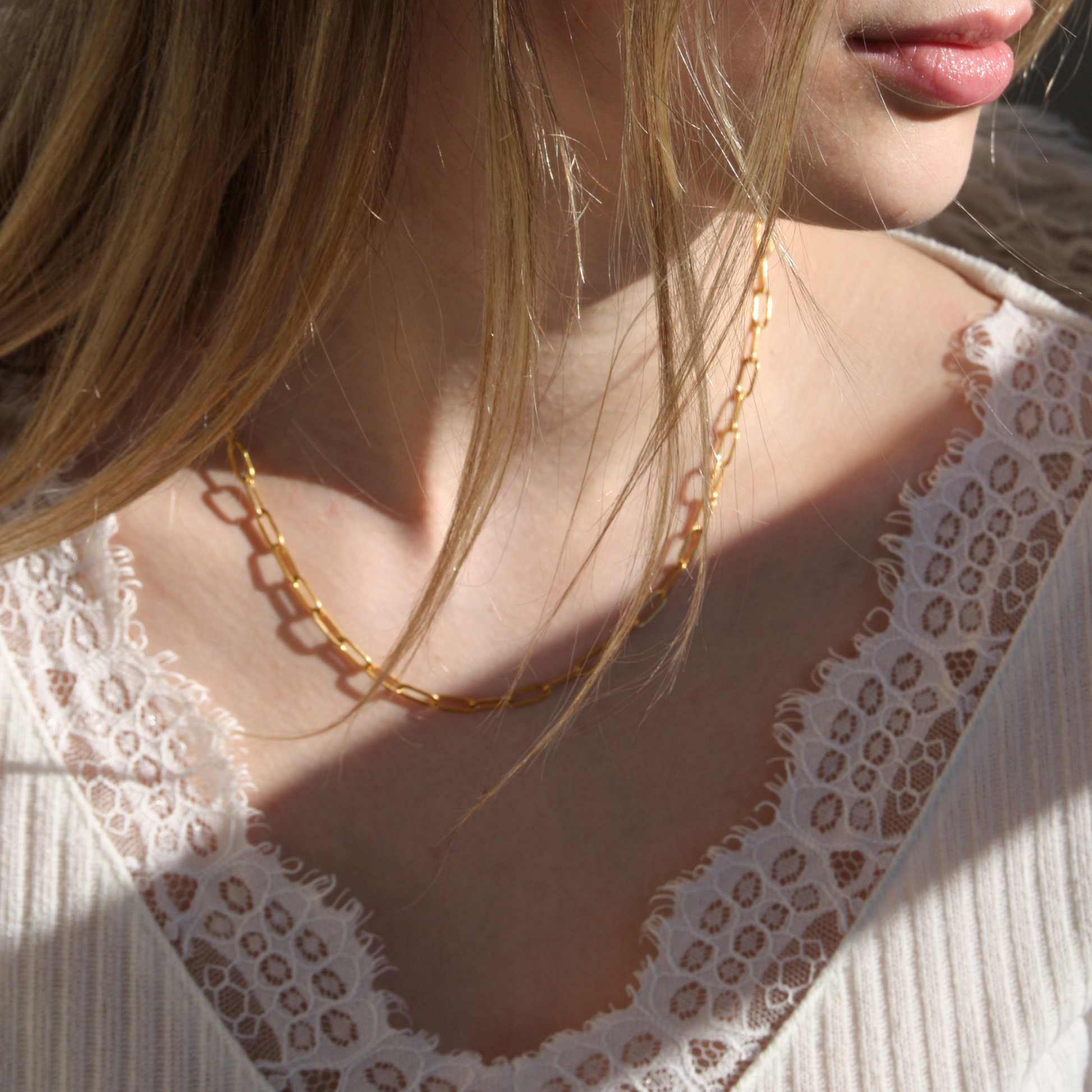 SIGNATURE GOLD CHAIN NECKLACE