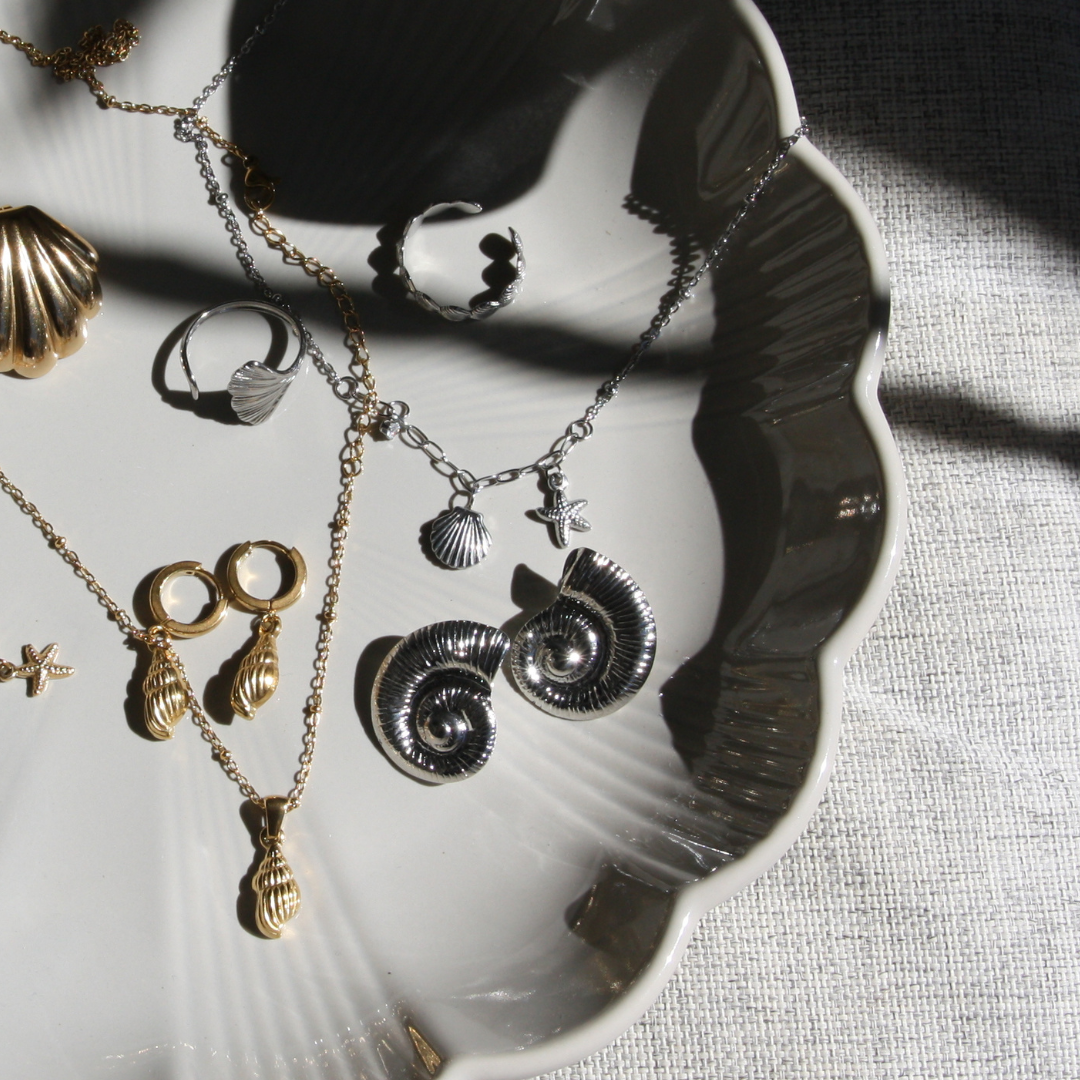 MARINA SHELL EARRINGS